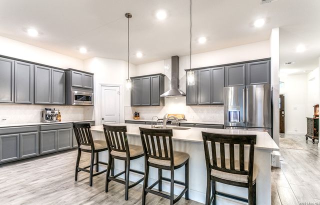 355 BORCHERS BLVD, New Braunfels, TX 78132