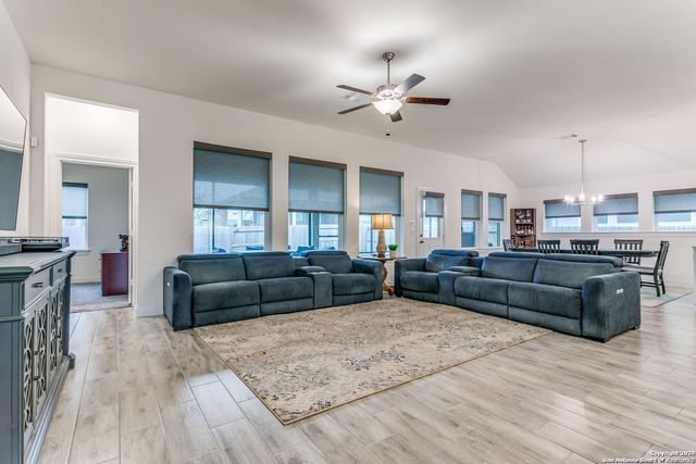 355 BORCHERS BLVD, New Braunfels, TX 78132