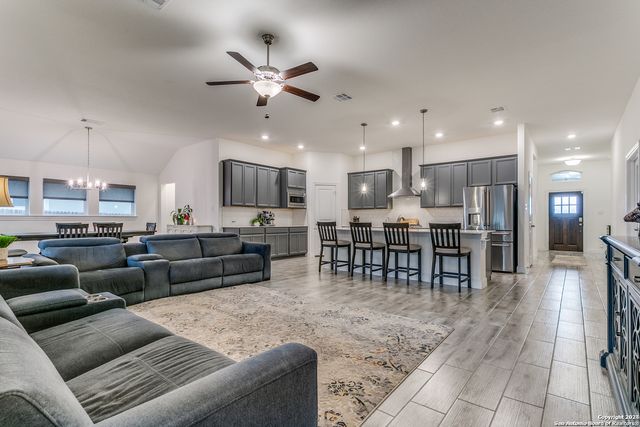 355 BORCHERS BLVD, New Braunfels, TX 78132