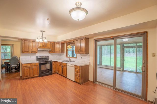1535 FIELDWOOD RD, Southampton, PA 18966
