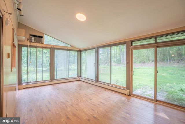 1535 FIELDWOOD RD, Southampton, PA 18966