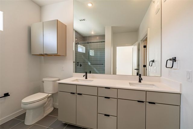 100 W Mockingbird LN 201, Austin, TX 78745