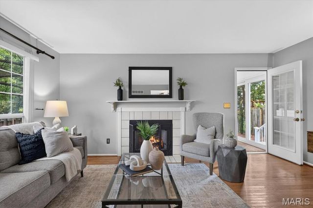 8720 Garden Court, St Louis, MO 63144