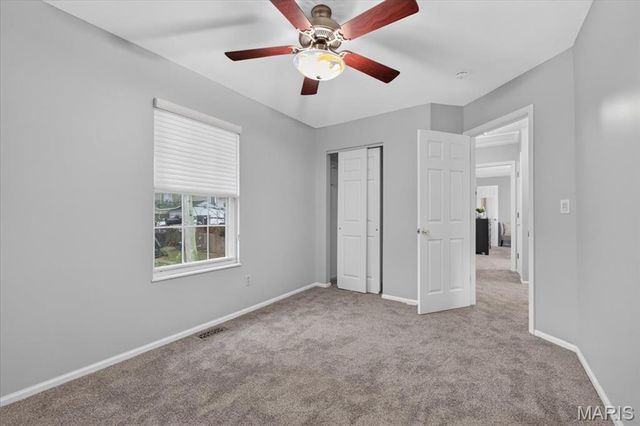 8720 Garden Court, St Louis, MO 63144