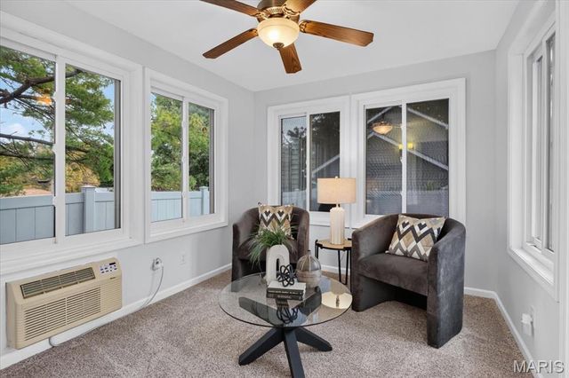 8720 Garden Court, St Louis, MO 63144