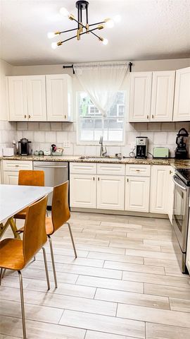 609 E LOUISIANA AVENUE, Tampa, FL 33603