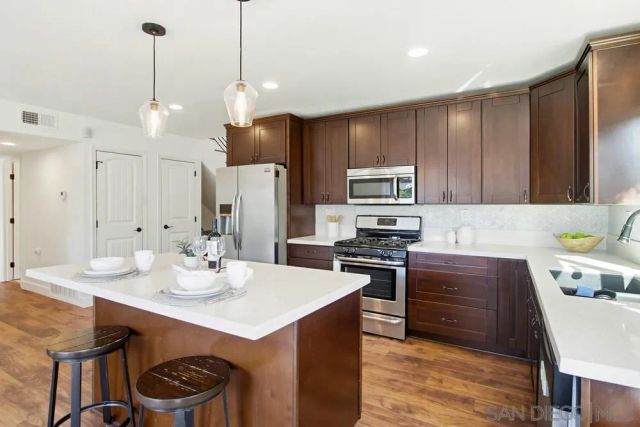 11050 Westonhill Dr, San Diego, CA 92126