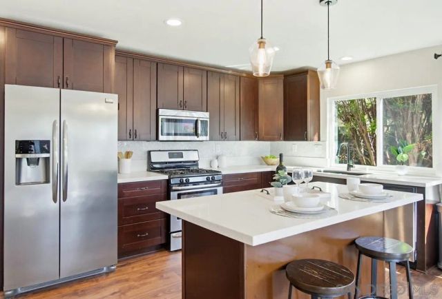 11050 Westonhill Dr, San Diego, CA 92126