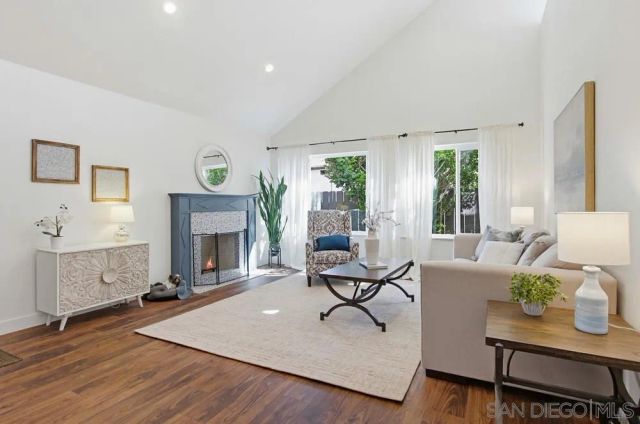 11050 Westonhill Dr, San Diego, CA 92126