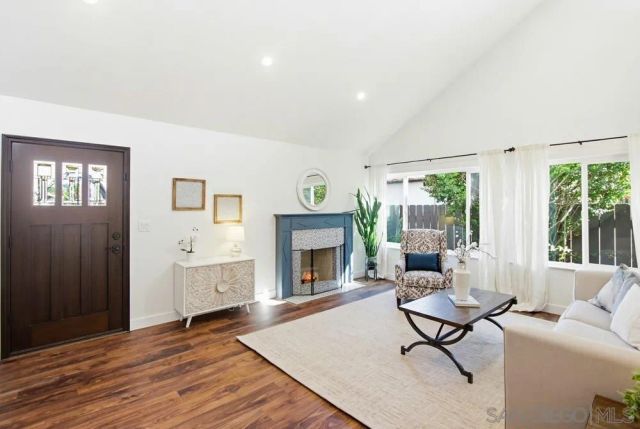 11050 Westonhill Dr, San Diego, CA 92126