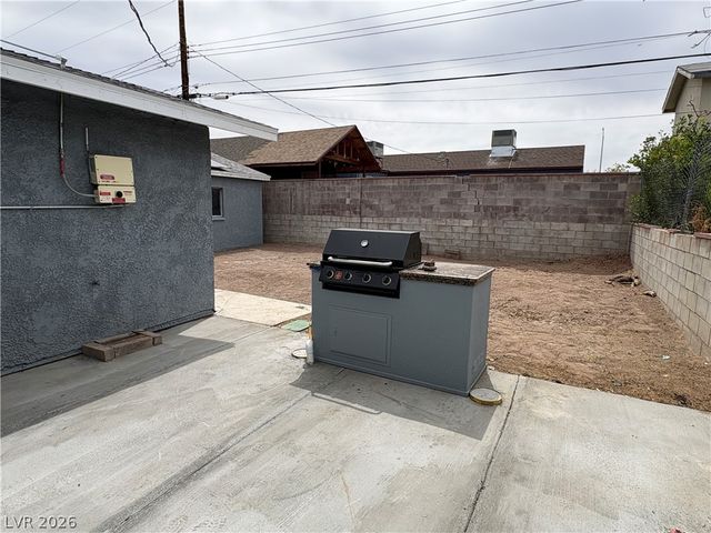 111 Dogwood Street, Henderson, NV 89015