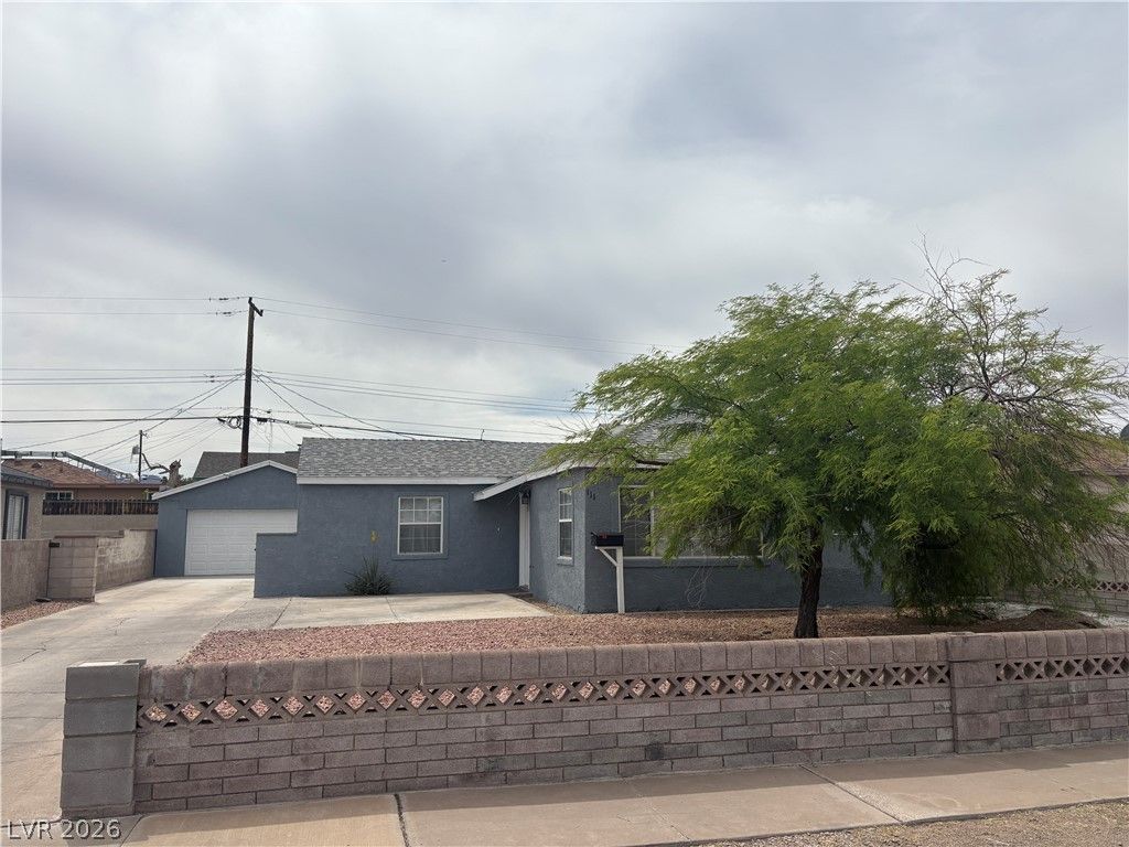 111 Dogwood Street, Henderson, NV 89015