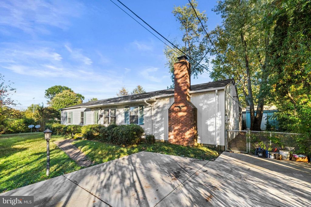 418 PATRICK LN, Herndon, VA 20170