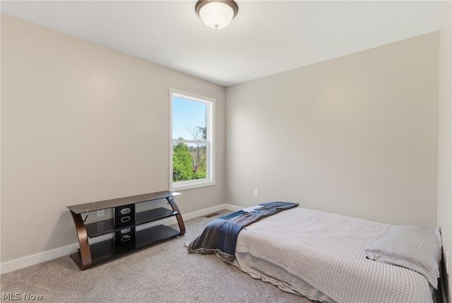 3331 Wicker Street NE, Canton, OH 44721