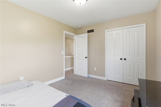 3331 Wicker Street NE, Canton, OH 44721