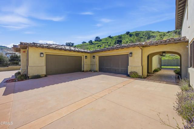 27417 Park Vista Road, Agoura Hills, CA 91301