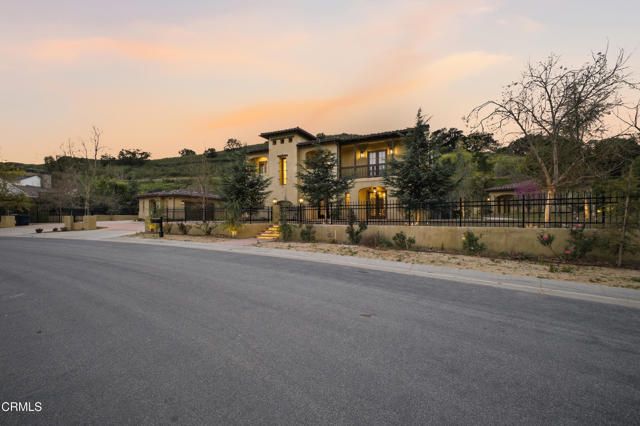27417 Park Vista Road, Agoura Hills, CA 91301
