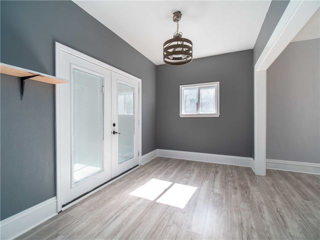 42 Chapman St, Jamestown, NY 14701