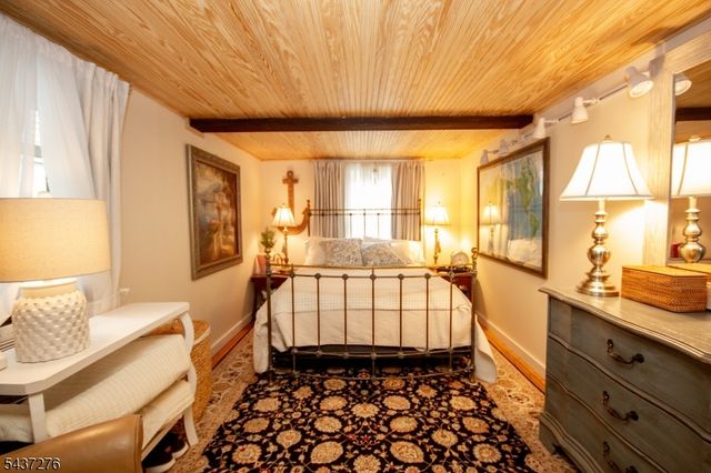 70 S Shore Rd, Byram Twp., NJ 07821