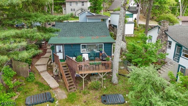 70 S Shore Rd, Byram Twp., NJ 07821