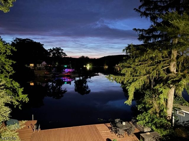 70 S Shore Rd, Byram Twp., NJ 07821