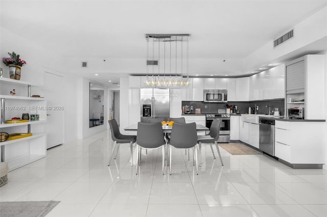 445 Poinciana Dr 1530, Sunny Isles Beach, FL 33160