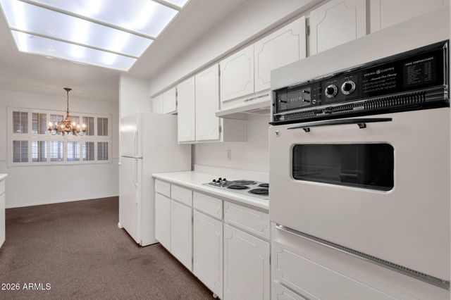 4056 E CAPRI Avenue, Mesa, AZ 85206
