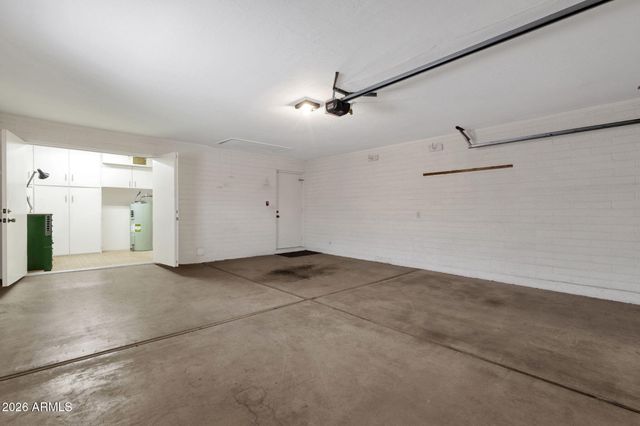 4056 E CAPRI Avenue, Mesa, AZ 85206