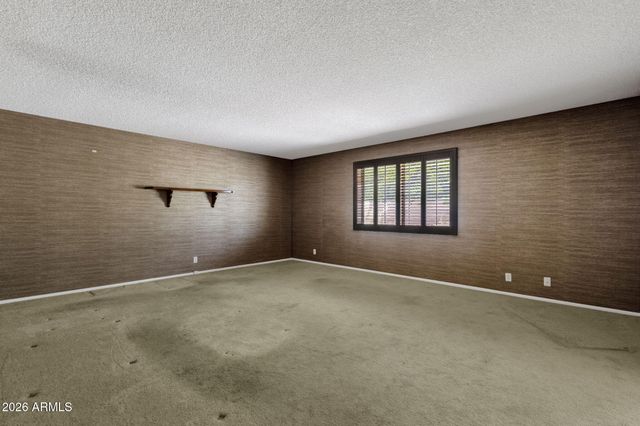 4056 E CAPRI Avenue, Mesa, AZ 85206