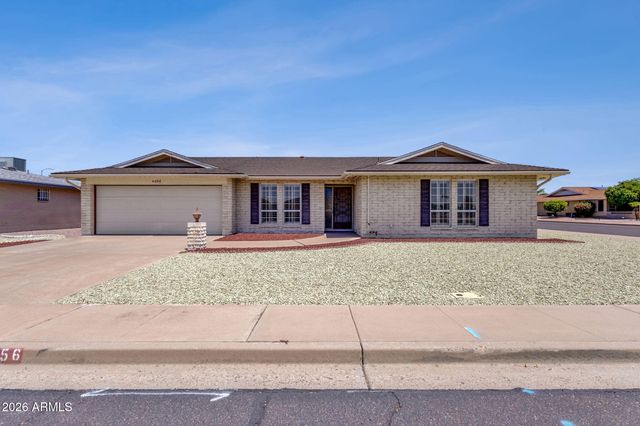 4056 E CAPRI Avenue, Mesa, AZ 85206