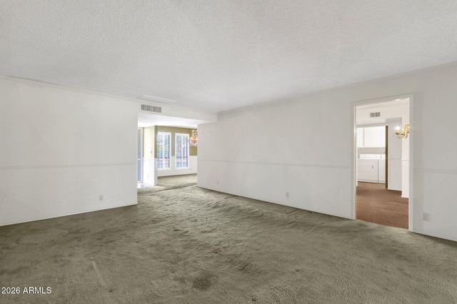 4056 E CAPRI Avenue, Mesa, AZ 85206