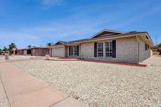 4056 E CAPRI Avenue, Mesa, AZ 85206