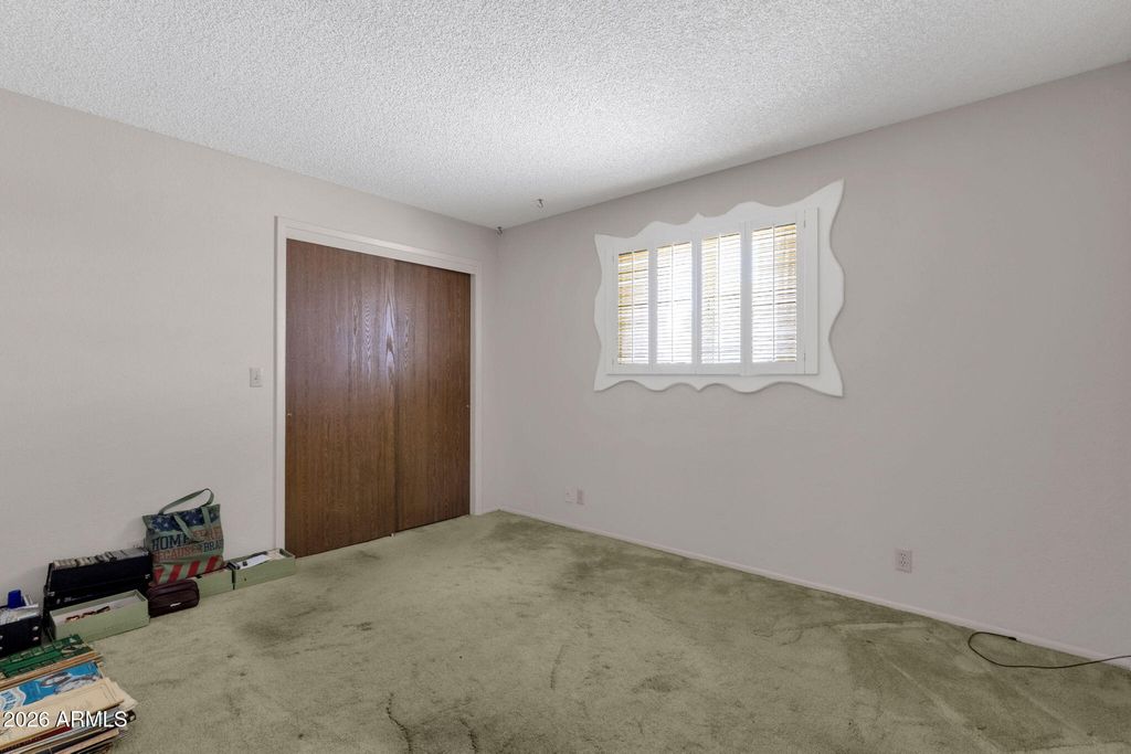 Image 24 of property listing at 4056 E CAPRI Avenue, Mesa, AZ 85206