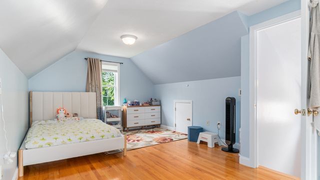 111 Marivista Ave, Waltham, MA 02451