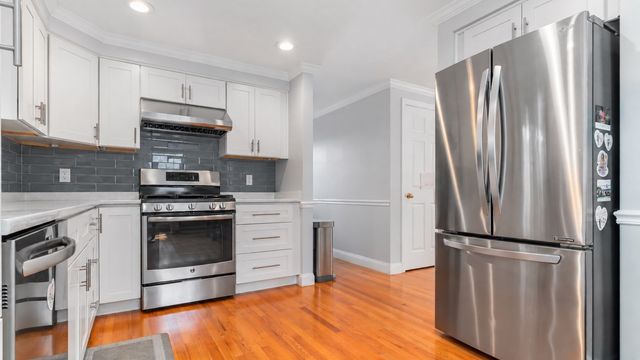 111 Marivista Ave, Waltham, MA 02451