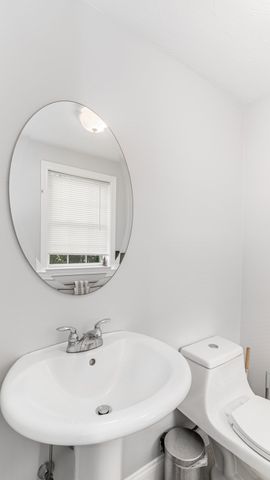 111 Marivista Ave, Waltham, MA 02451