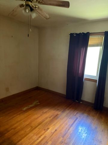 1381 Mechanic Avenue, Saint Paul, MN 55106