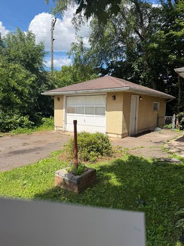1381 Mechanic Avenue, Saint Paul, MN 55106