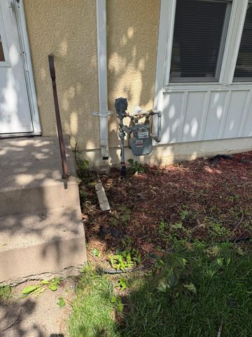 1381 Mechanic Avenue, Saint Paul, MN 55106