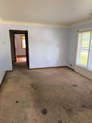 1381 Mechanic Avenue, Saint Paul, MN 55106