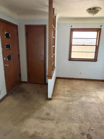 1381 Mechanic Avenue, Saint Paul, MN 55106