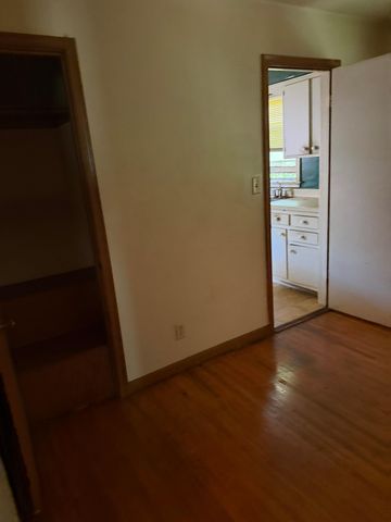 1381 Mechanic Avenue, Saint Paul, MN 55106