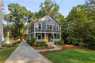 2376 Bernard NW Road, Atlanta, GA 30318