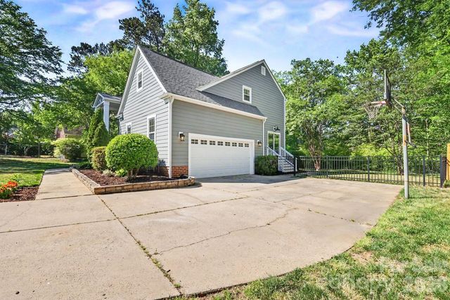 12227 Provincetowne Drive, Charlotte, NC 28277