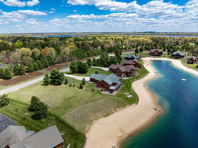 W5601 Castaway Drive, New Lisbon, WI 53950