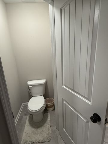 606 Tacoma Dr, Clarksville, TN 37043