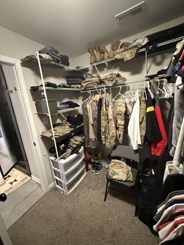 606 Tacoma Dr, Clarksville, TN 37043