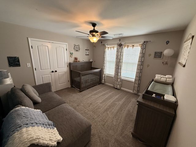 606 Tacoma Dr, Clarksville, TN 37043