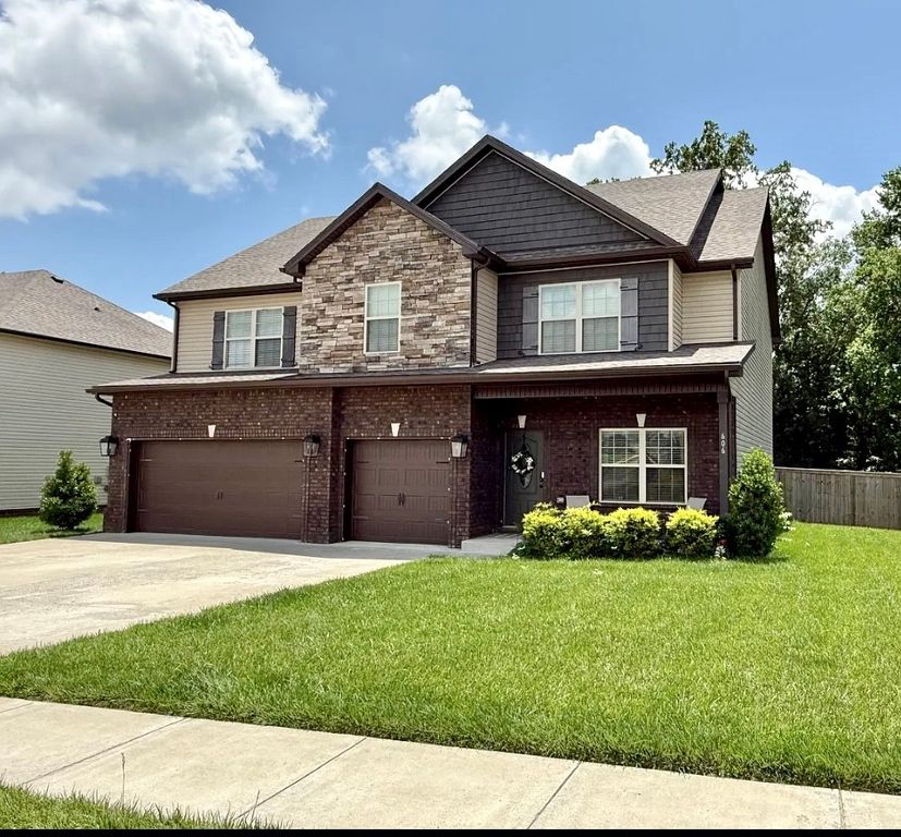 606 Tacoma Dr, Clarksville, TN 37043