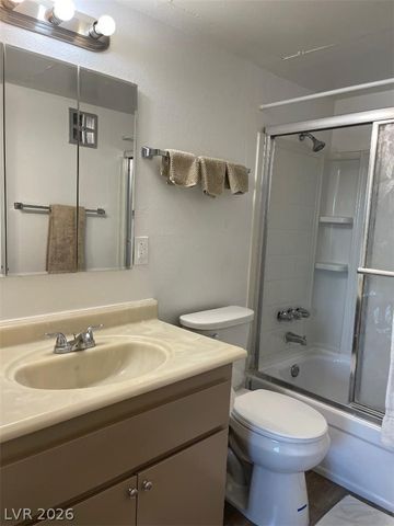 615 South Royal Crest Circle 22, Las Vegas, NV 89169